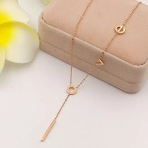 Meet your Posher, Kenisha